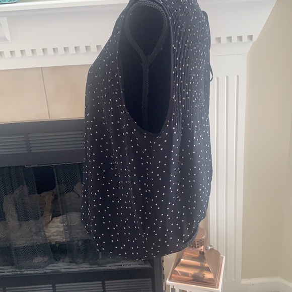 Top - Picture 3 of 6